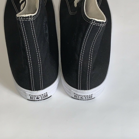 Unisex Converse Shoes - Picture 2 of 7